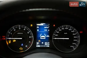 Полуцифровая приборная панель